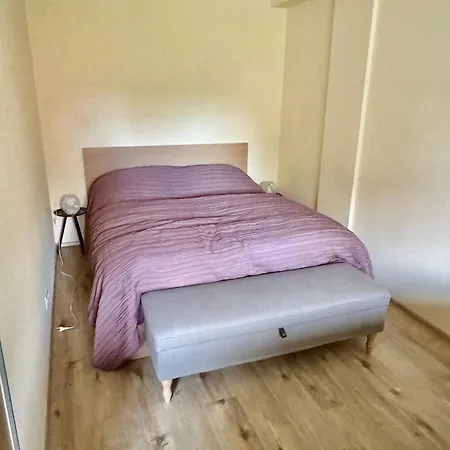 1244 Peak Lounge Apartment